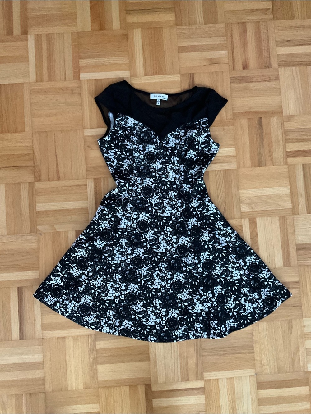 Monteau Black and White Floral “Lace” & Mesh Mini Dress - Small